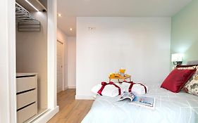 -Malagasunapts-Citycentre Private Patio